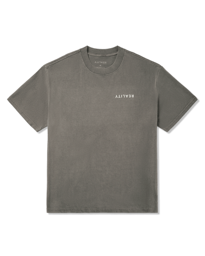 reality run logo puff tee washed grey rr 01 0005 flatlay 01