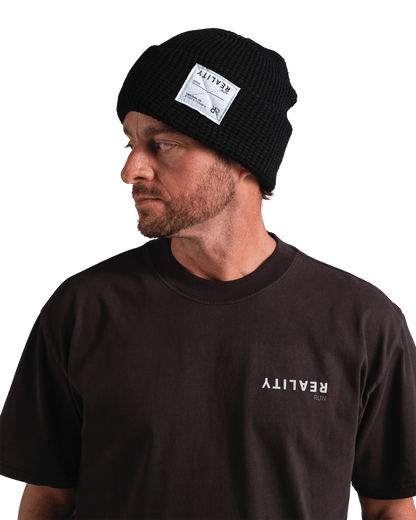 reality run sierra beanie black rr 41 0021 onmodel 04