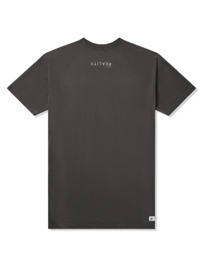 reality run torrey tee washed black flatlay 02