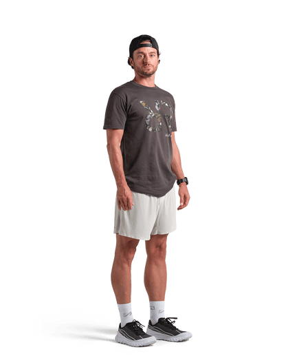 reality run torrey tee washed black rr 01 0008 onmodel 04