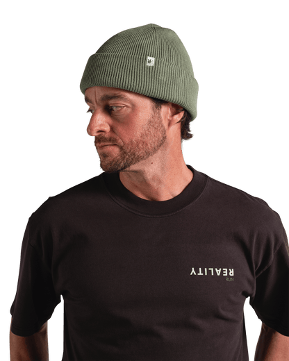 reality run waverly beanie sage rr 41 0020 onmodel 04